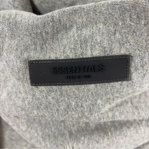 Fear Of God Essentials Stretch Limo Black Pullover Hoodie Men’s NWT - Picture 12 of 16